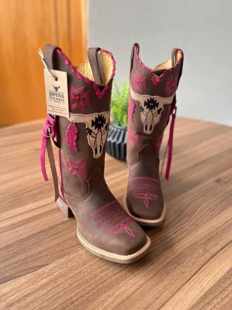Texana Helena - Couro Horse Cappuccino/Bordado Touro 3D Rosa - Imagem 2