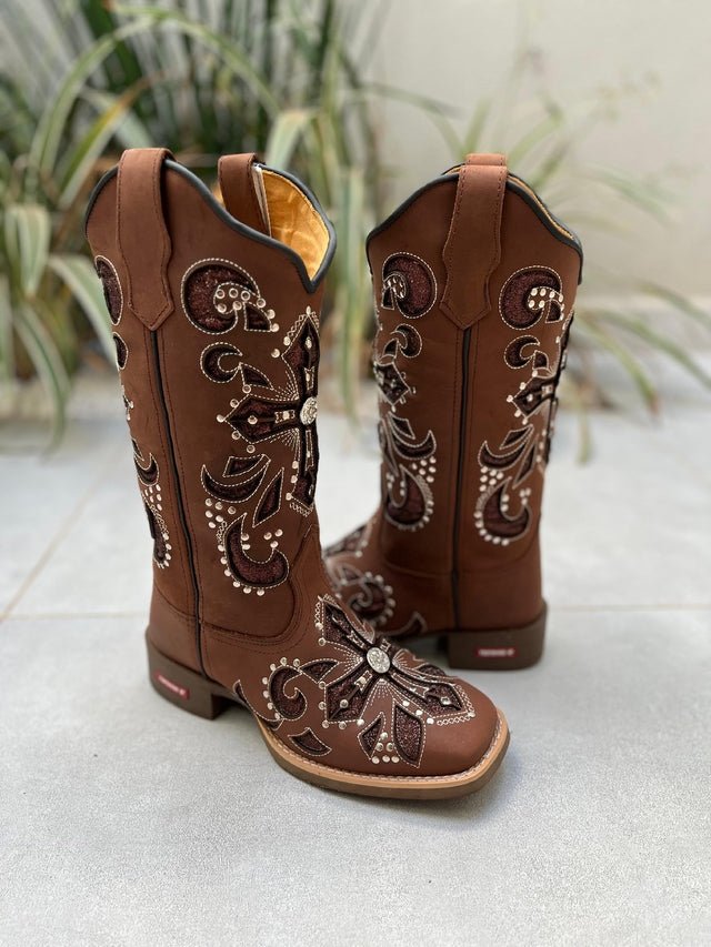 BOTA TEXANA LASER CRUZ BRIDÃO GLITTER MARROM COM METAIS COURO MARROM - Imagem 3