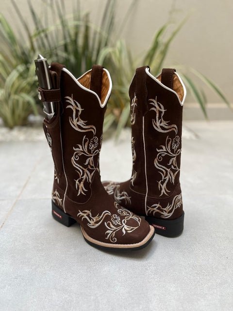 KIT TEXANA BORDADO FLORES COURO NOBUCK MARROM + BAINHA + FACA - Imagem 2